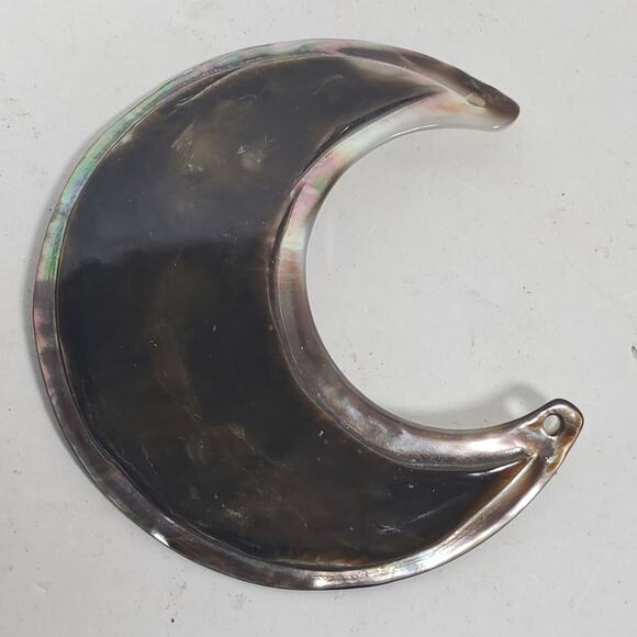 Vintage Crescent Shape Mother of Pearl Pendant 2.5 Inch Long Black Gray - Picture 1 of 4